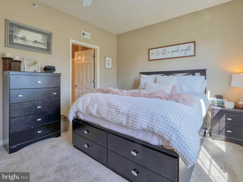 Newly Listed 1400 Pebble Dr 1419 Rehoboth Beach, DE Creekwood